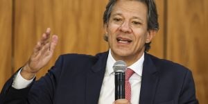 Haddad cancela viagem à Europa