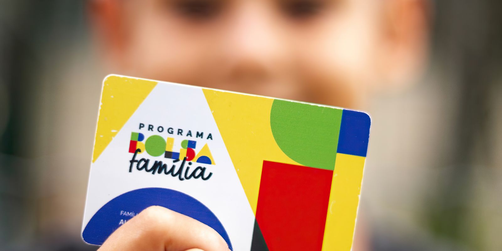 No momento, você está visualizando Caixa paga Bolsa Família a beneficiários com NIS de final 2