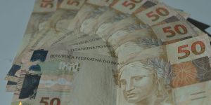 Leia mais sobre o artigo Mercado financeiro reduz previsão da inflação para 5,57%