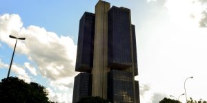 Leia mais sobre o artigo Entidades do setor produtivo criticam aumento da Selic