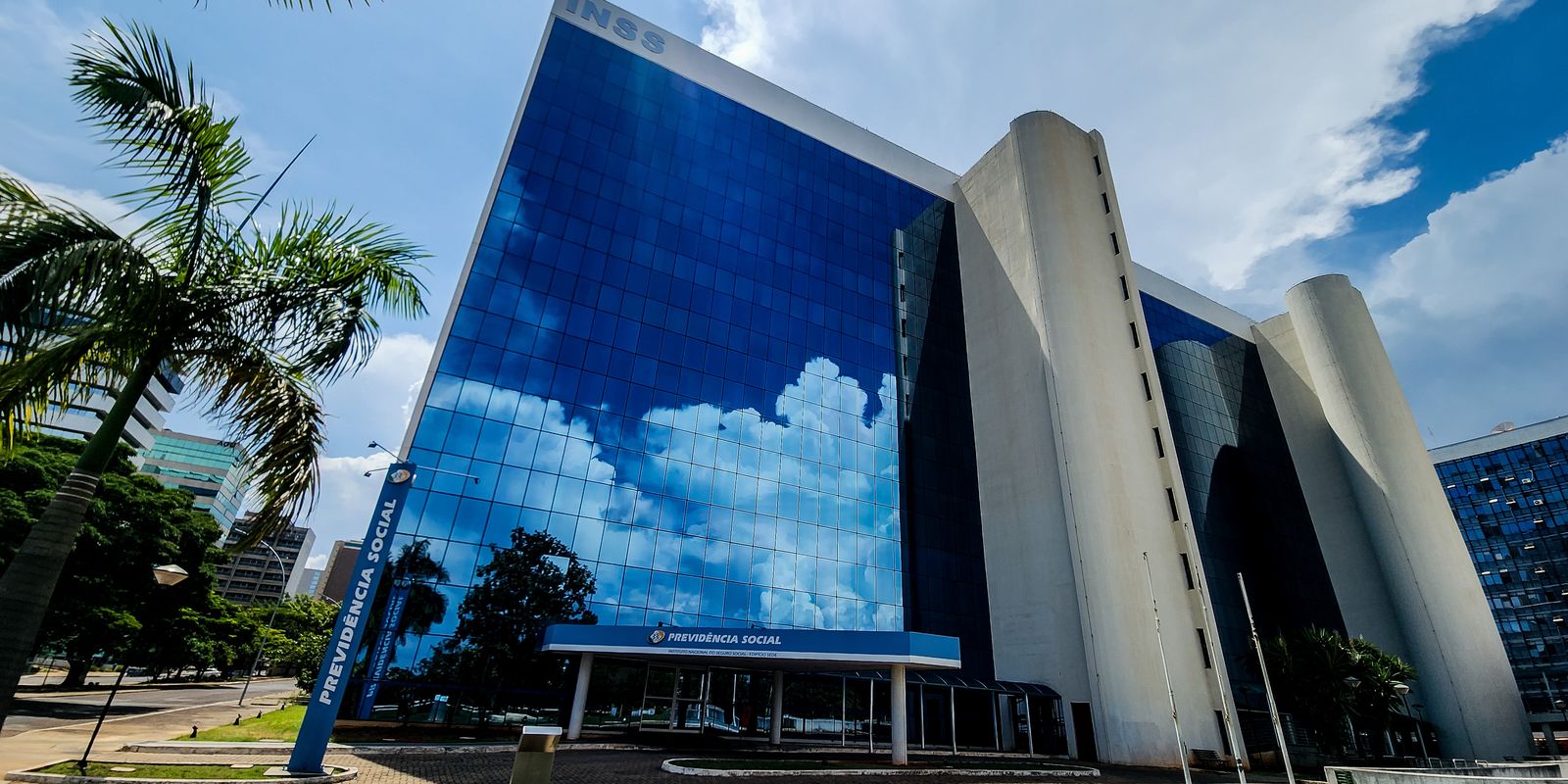 No momento, você está visualizando INSS vai devolver R$ 292 milhões a aposentados com descontos ilegais
