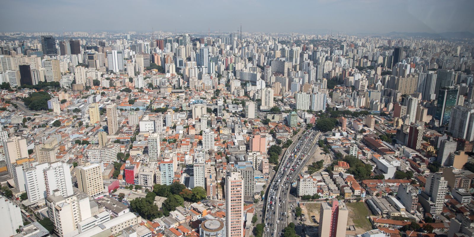 No momento, você está visualizando Lançamento de novos imóveis supera vendas de março em São Paulo