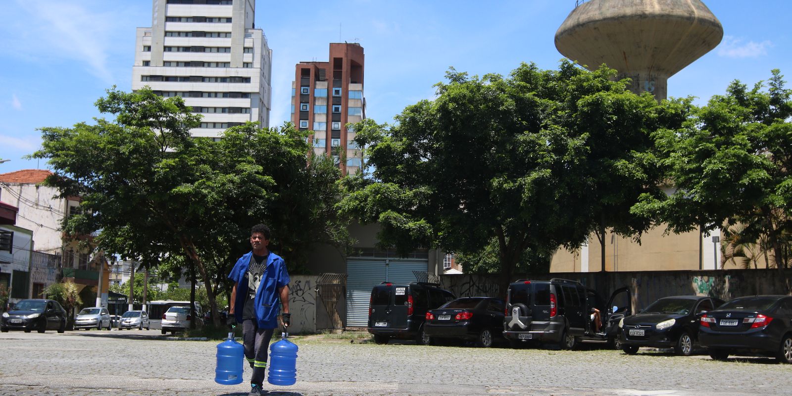 No momento, você está visualizando Após privatização, Sabesp registra mais receita, demissão e vazamentos Agência Brasil