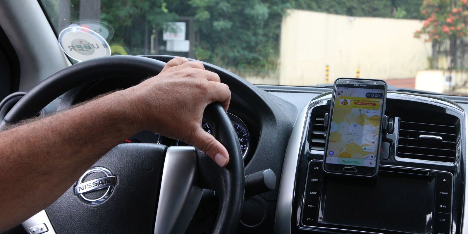 No momento, você está visualizando Lula sanciona crédito consignado para CLT, incluindo motoristas de app