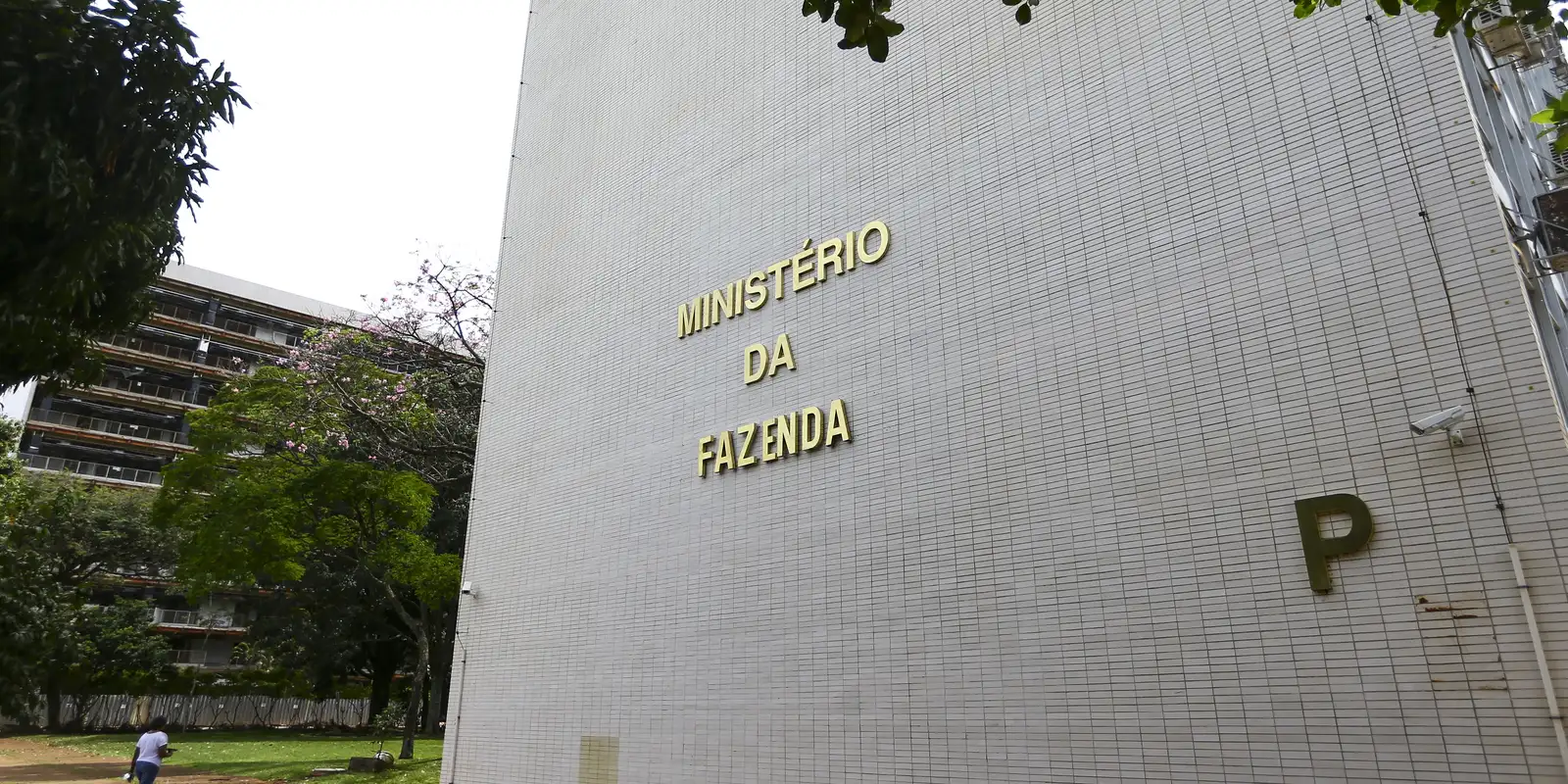 No momento, você está visualizando Ministério da Fazenda aumenta para 2,5% estimativa do PIB em 2025