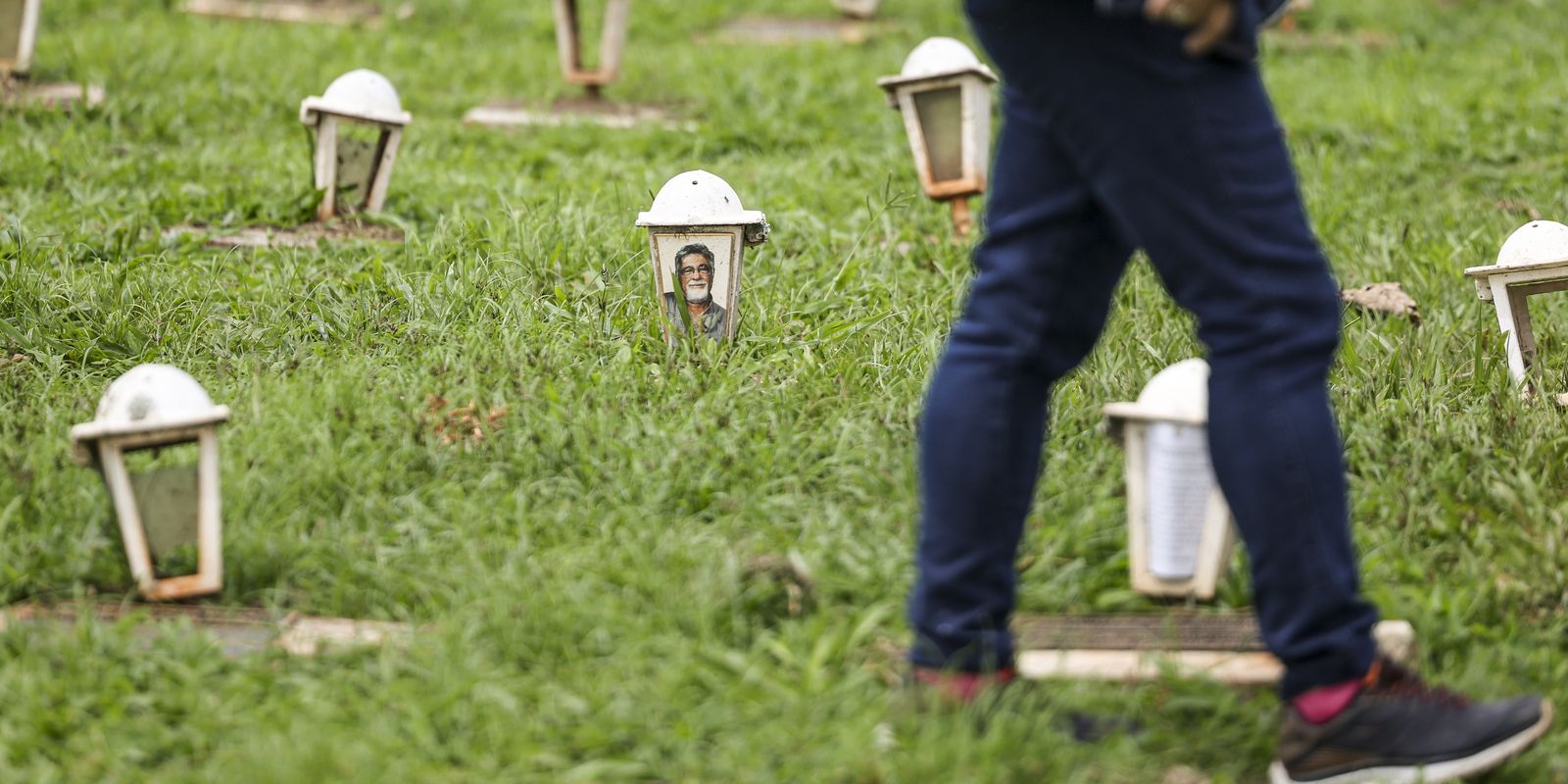 No momento, você está visualizando Brasileiros não resgatam de R$ 10 mil a R$ 50 mil de parentes mortos