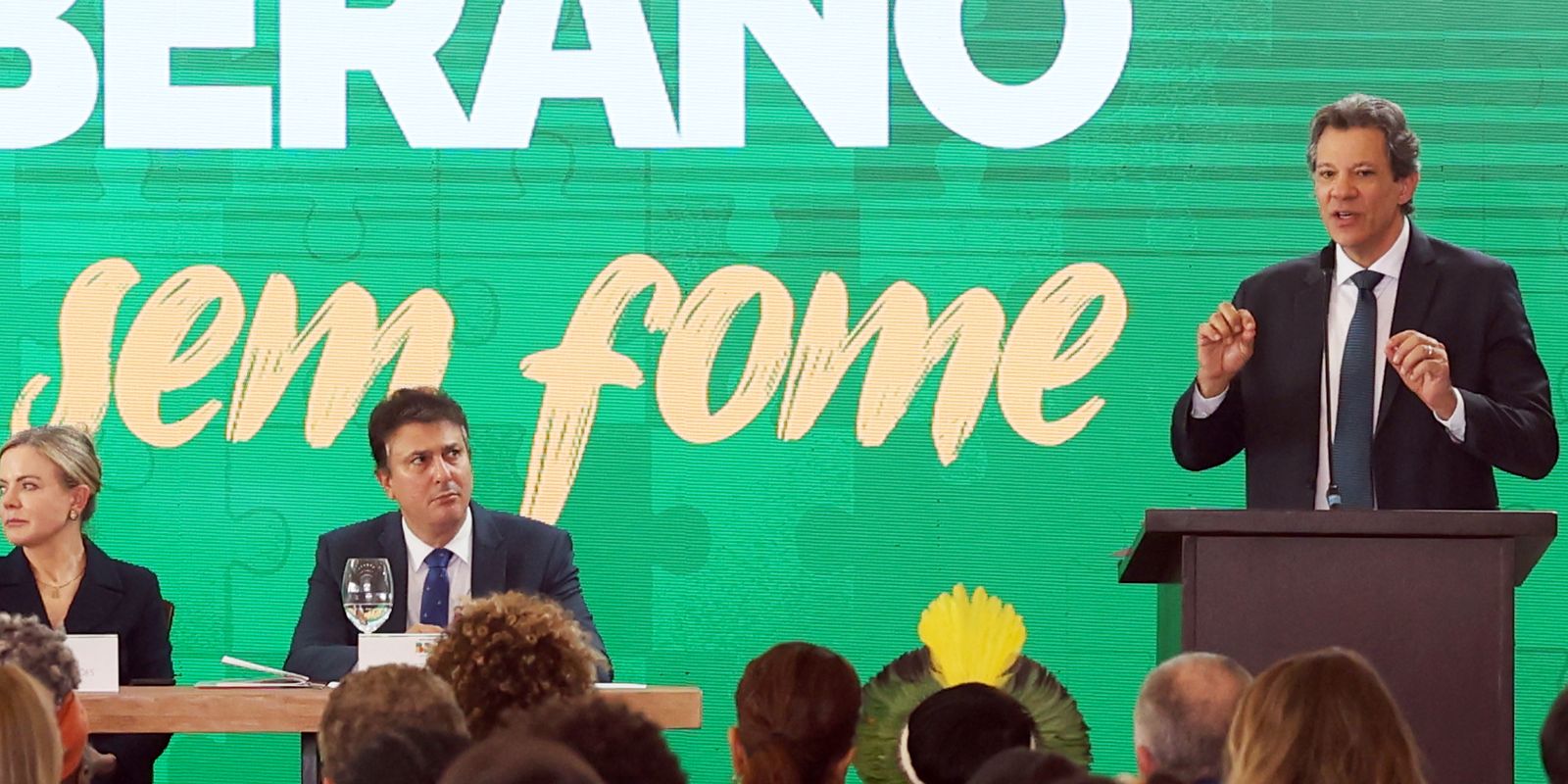 No momento, você está visualizando Haddad diz que tarifaço afetará 4% das exportações aos EUA