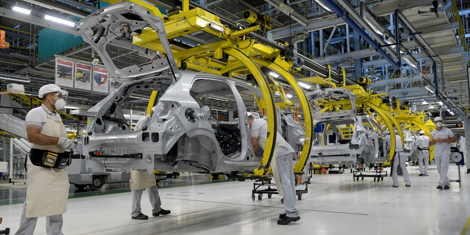 No momento, você está visualizando Produção industrial recua 0,2% em julho e acumula efeitos do juro alto